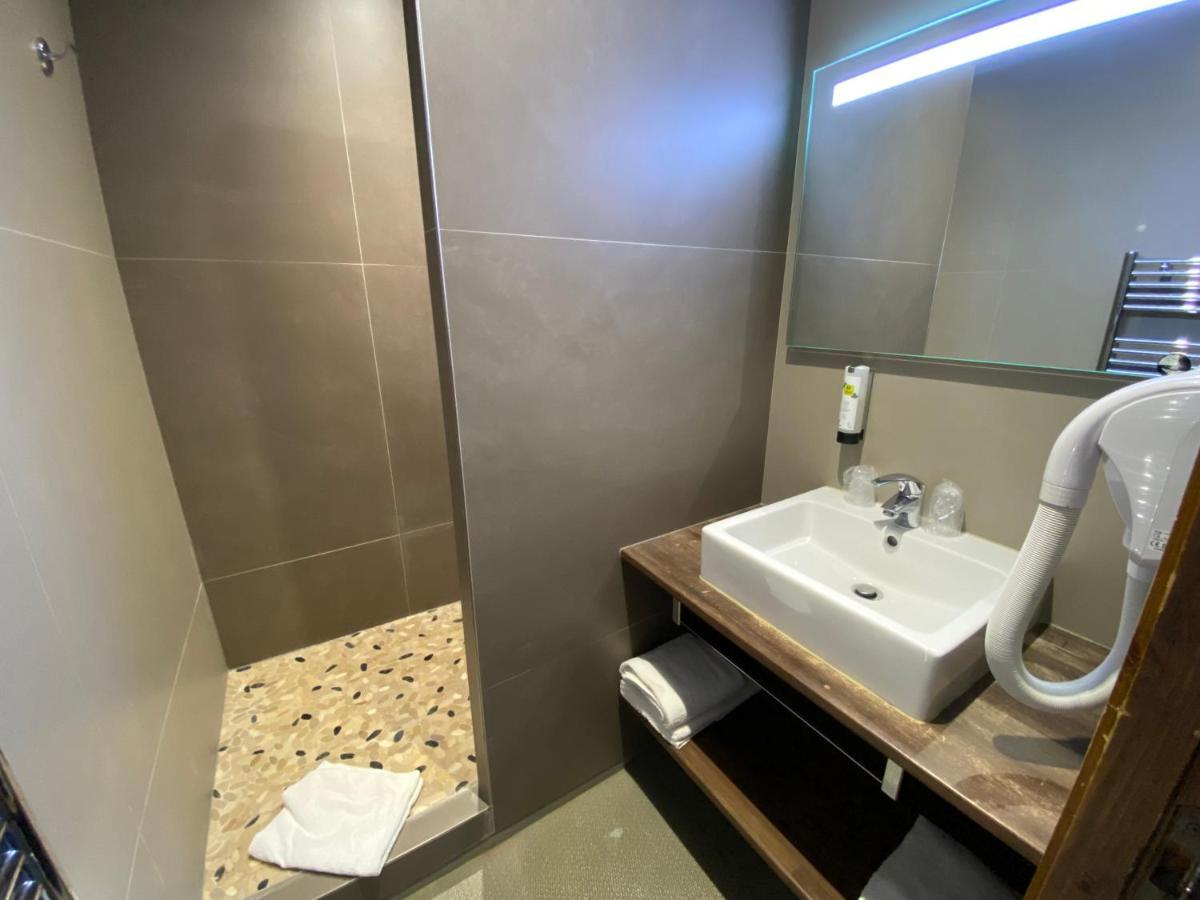 Enzo - St Eloy Metz By Kyriad Direct Hotel 3*